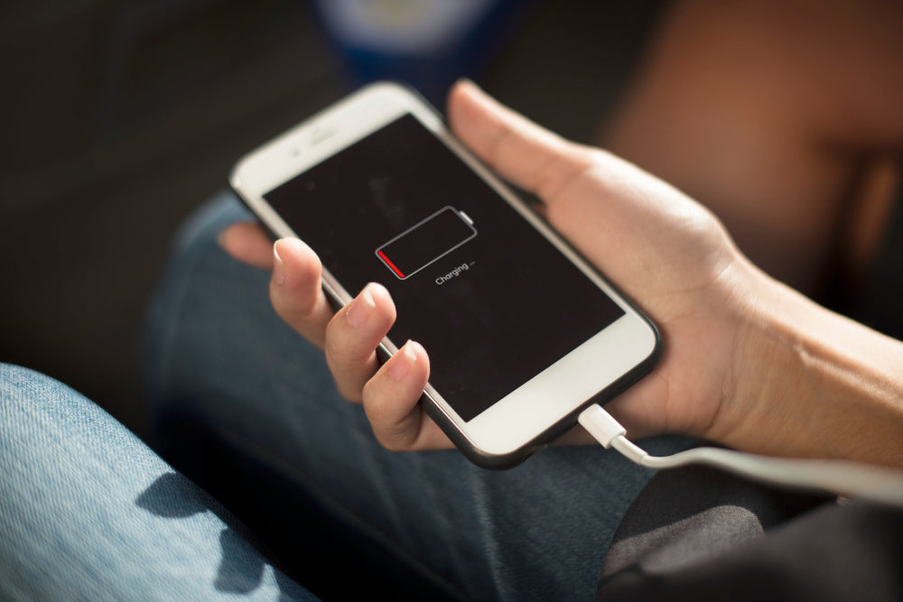 Mobile Phone Battery Draining Fast? When to Replace It and How to Choose the Right One